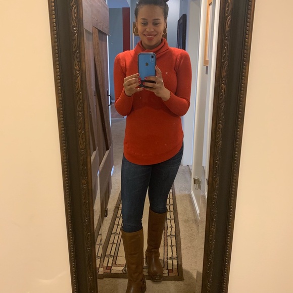 Meet your Posher, Lisa - Picture 7 of 7